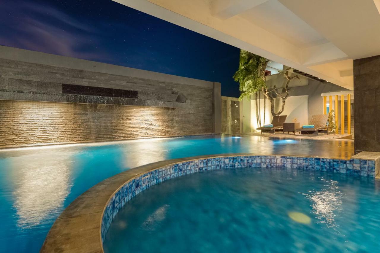 Kyriad Royal Seminyak  Exterior photo