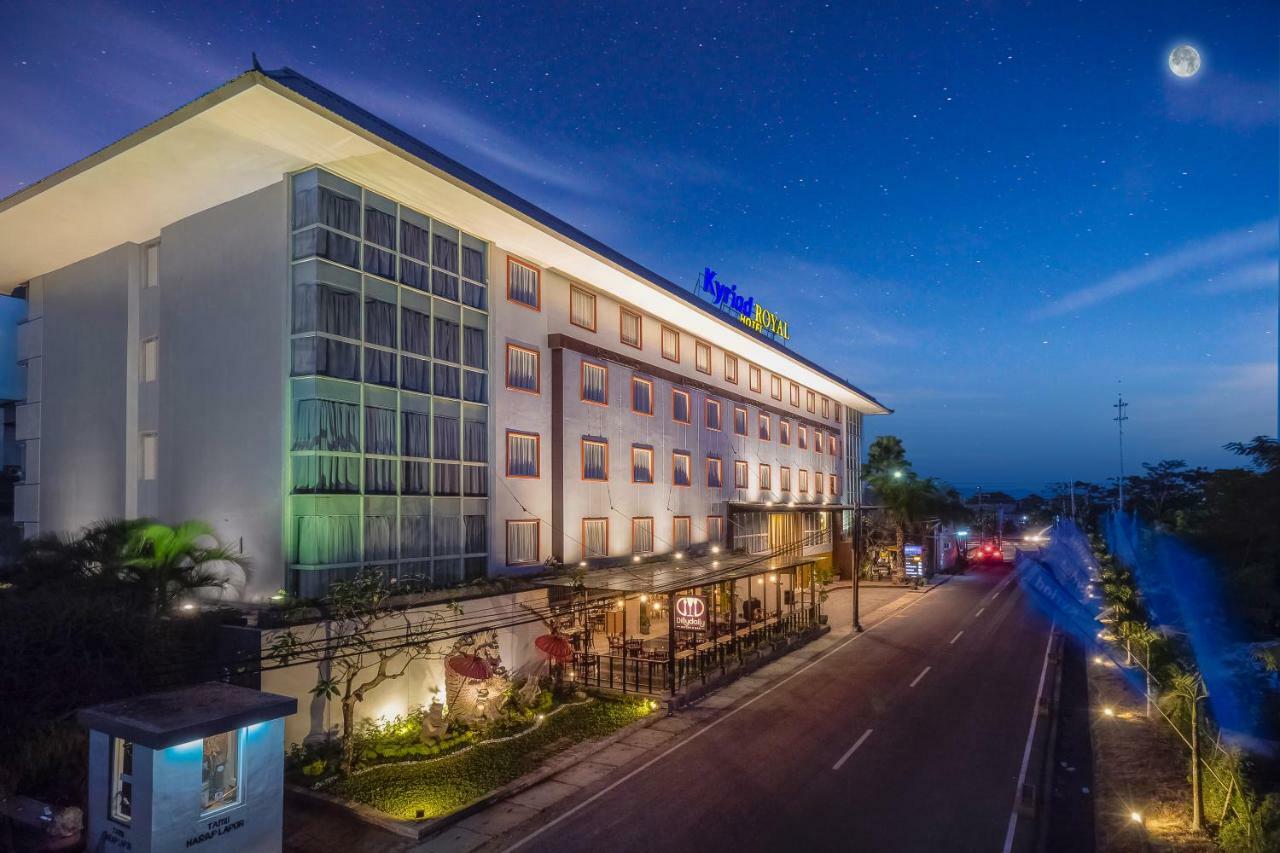 Kyriad Royal Seminyak  Exterior photo